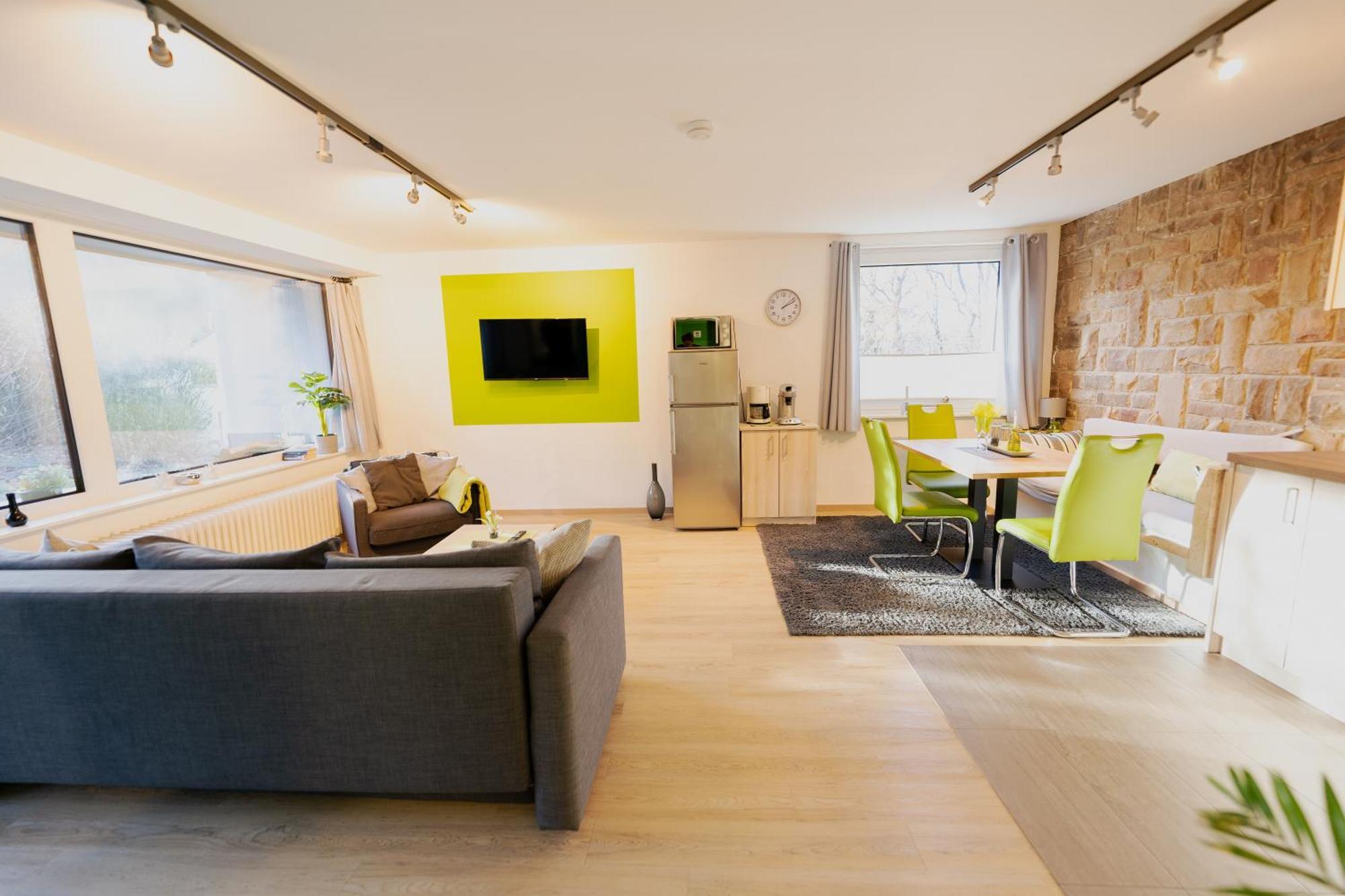 Ferienhaus Schoene Aussicht Ferienwohnung Gruen Hemfurth-Edersee Extérieur photo